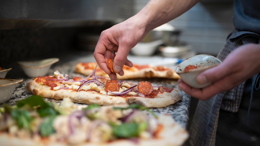 Reports-Store-Eating-Out-Market-Report-2023-cover